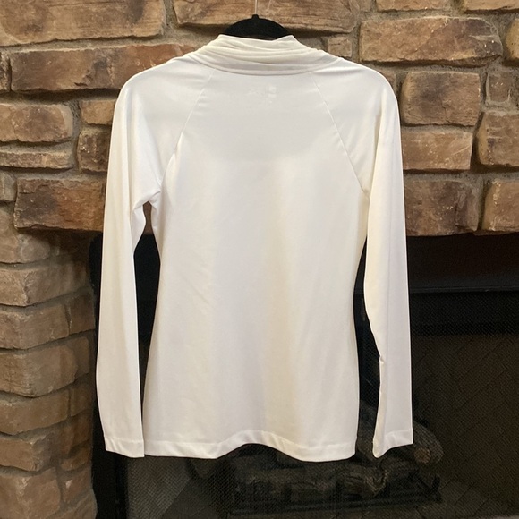 NWOT NFL New England Patriots long sleeve blouse with chiffon collar. Size large - Picture 5 of 8